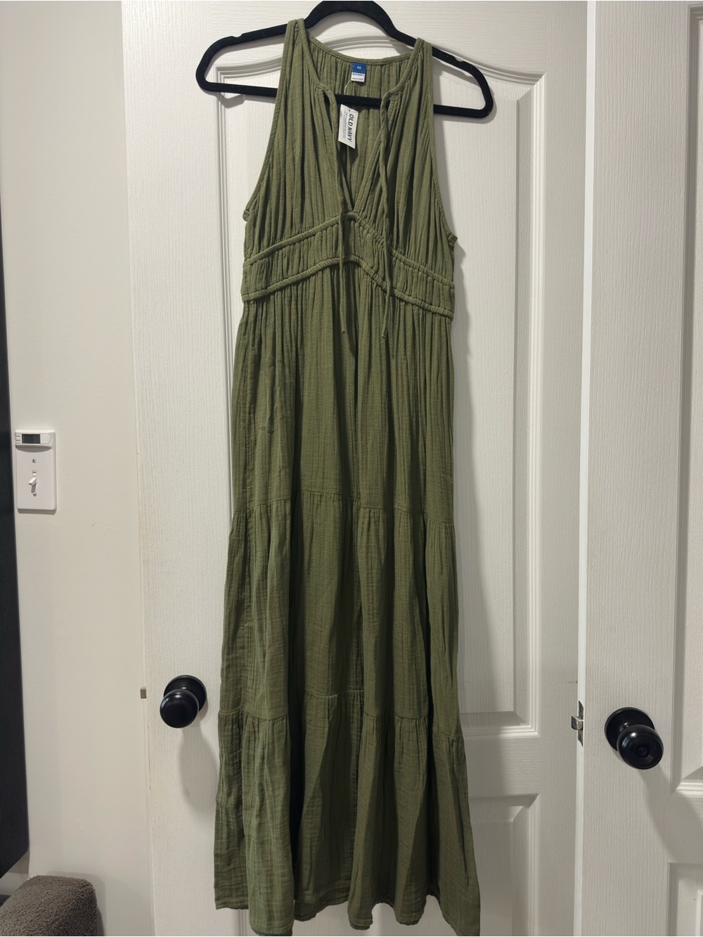 Old Navy Olive Green Sleeveless Maxi Dress